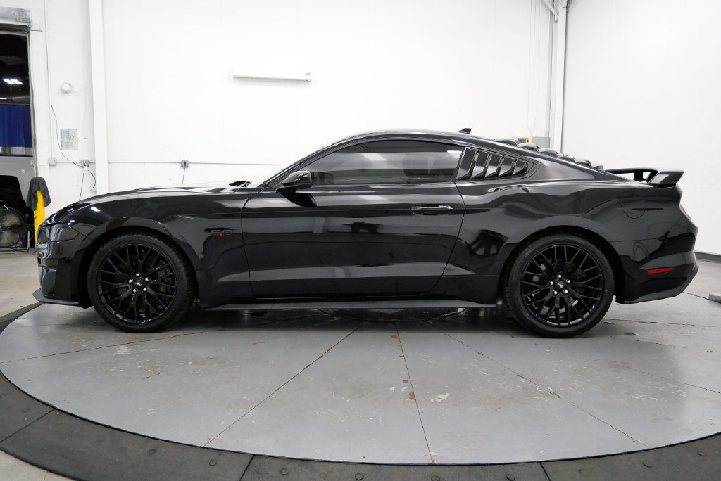 Used 2022 Ford Mustang GT Premium w/ GT Performance Package RWD image 5