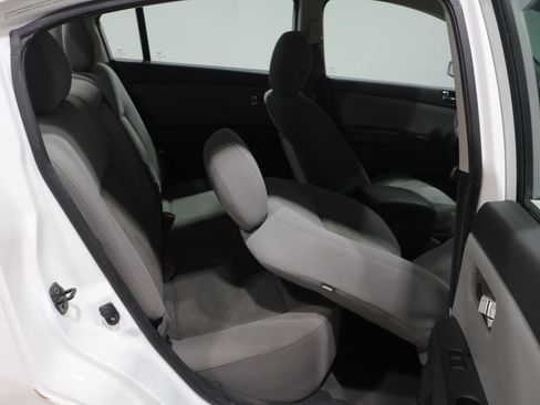 Used 2012 Nissan Sentra 2.0 S w/ Convenience Pkg FWD image 21