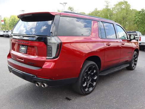 New 2026 Chevrolet Suburban RST AWD/4WD image 38