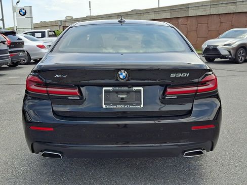 Certified 2023 BMW 530i xDrive w/ Premium Package AWD/4WD image 5