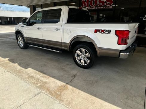 Used 2018 Ford F150 Lariat w/ Equipment Group 502A Luxury AWD/4WD image 6