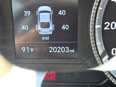 Certified 2023 Hyundai Sonata SE w/ Preferred Accessory Package FWD image 24