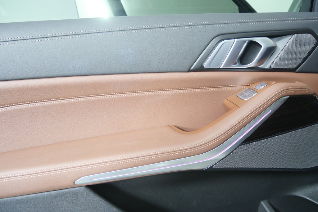 Certified 2024 BMW X7 xDrive40i AWD/4WD image 14