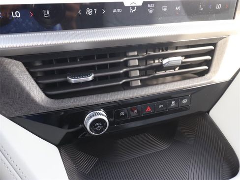 New 2026 Ford Explorer Platinum w/ LUX Leather Package image 20