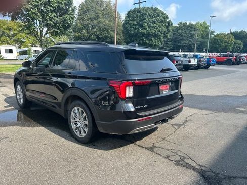 New 2026 Ford Explorer Active w/ Active Comfort Package AWD/4WD image 5