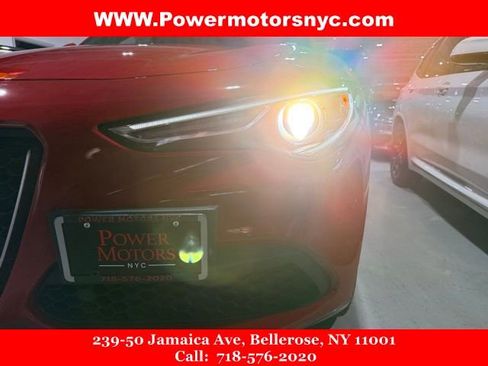 Used 2022 Alfa Romeo Stelvio Ti image 14
