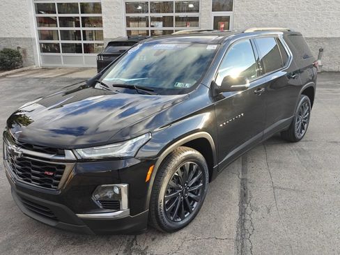 Used 2023 Chevrolet Traverse RS image 10