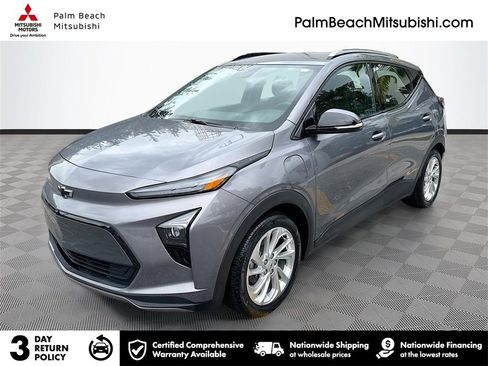 Used 2023 Chevrolet Bolt EUV LT image 1