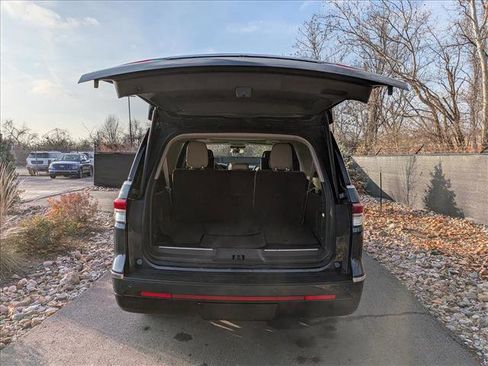 Used 2022 Lincoln Navigator L Reserve image 19