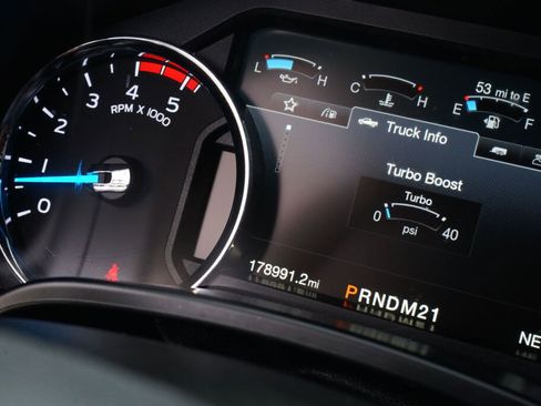 Used 2017 Ford F250 Lariat w/ Chrome Package image 16