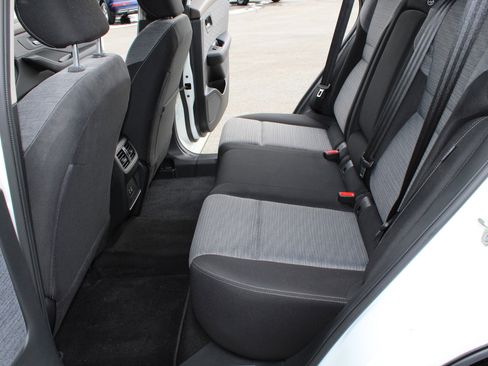 Used 2023 Nissan Rogue SV image 15