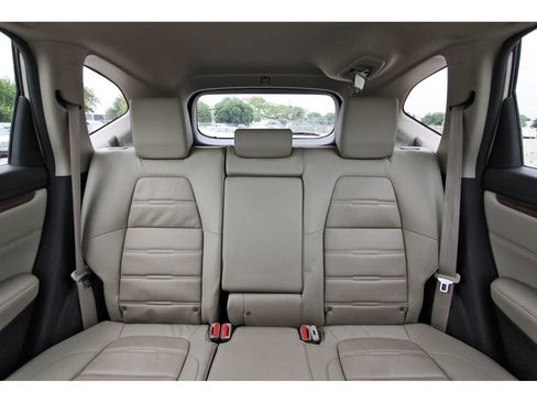 Used 2018 Honda CR-V Touring image 14