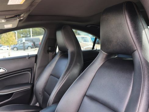 Used 2018 Mercedes-Benz CLA 250 4MATIC image 24