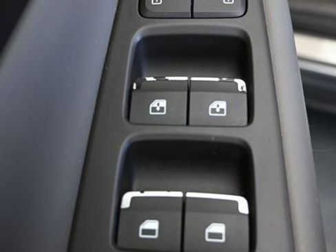 Used 2019 Hyundai Santa Fe FWD image 25