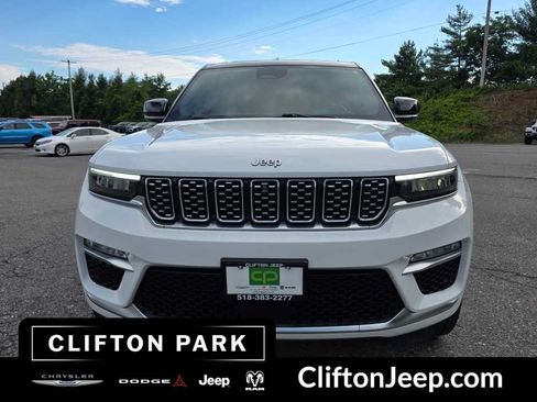 Used 2023 Jeep Grand Cherokee Summit AWD/4WD image 2