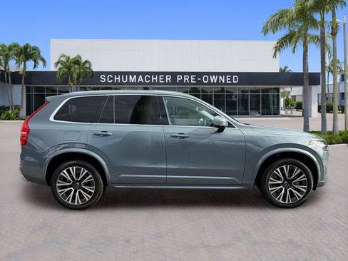 Used 2020 Volvo XC90 T5 Momentum w/ Protection Package Premier FWD image 8