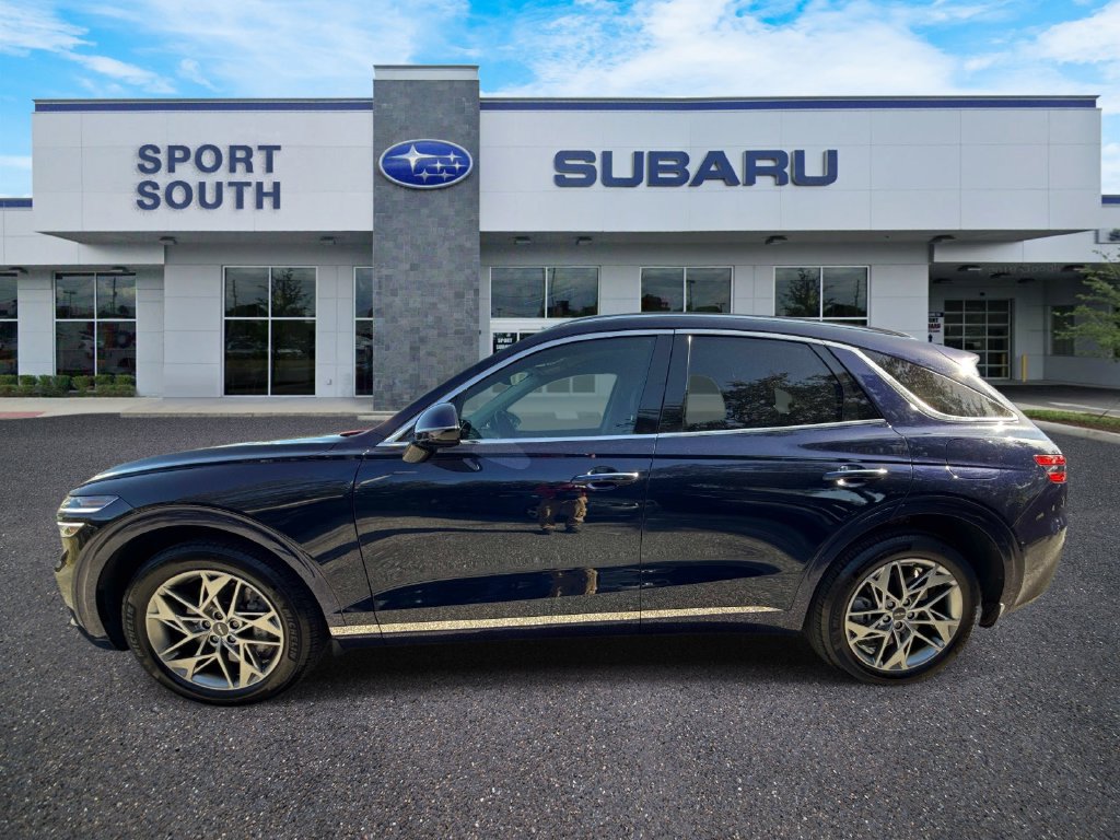 Used 2025 Genesis GV70 2.5T AWD/4WD image 7