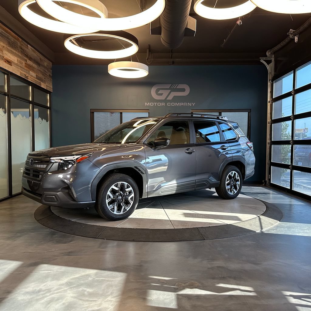 Used 2025 Subaru Forester AWD/4WD image 7