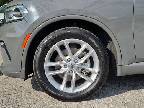 Used 2023 Dodge Durango GT RWD image 6