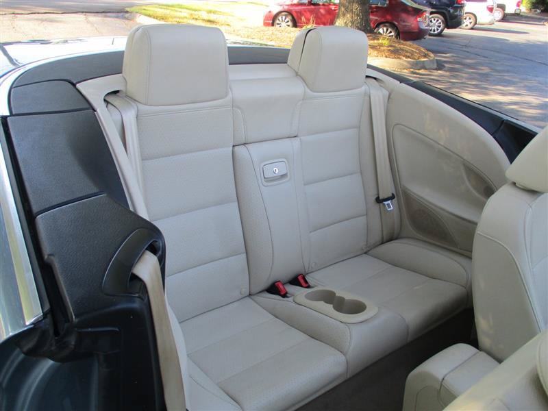 Used 2013 Volkswagen Eos Komfort FWD image 9