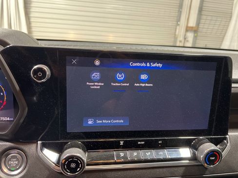 Used 2024 Chevrolet Colorado W/T image 28