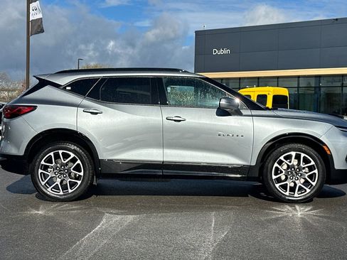 Used 2025 Chevrolet Blazer RS image 3