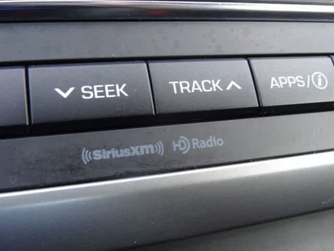 Used 2018 Hyundai Elantra SEL FWD image 18