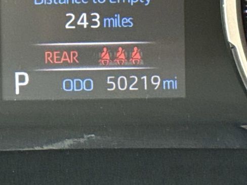 Used 2020 Toyota RAV4 XLE w/ Convenience Package AWD/4WD image 29