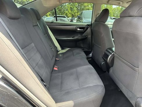Used 2017 Toyota Camry LE FWD image 25