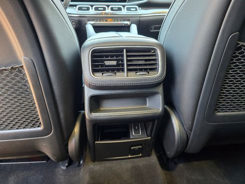 Used 2020 Mercedes-Benz GLE 350 4MATIC image 23