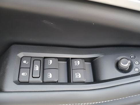 New 2026 Jeep Grand Cherokee Limited AWD/4WD image 19