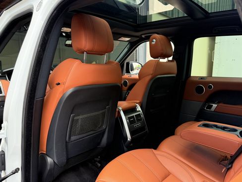 Used 2014 Land Rover Range Rover Sport Supercharged image 14