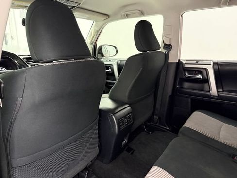 Used 2021 Toyota 4Runner SR5 AWD/4WD image 30