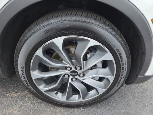 Used 2022 Lincoln Nautilus Reserve AWD/4WD image 45