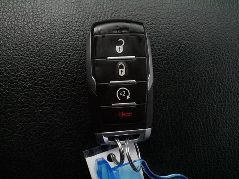 Used 2020 RAM 1500 Big Horn AWD/4WD image 31