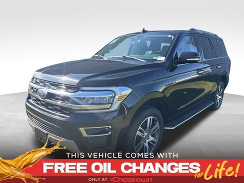 Used 2022 Ford Expedition Limited image 1