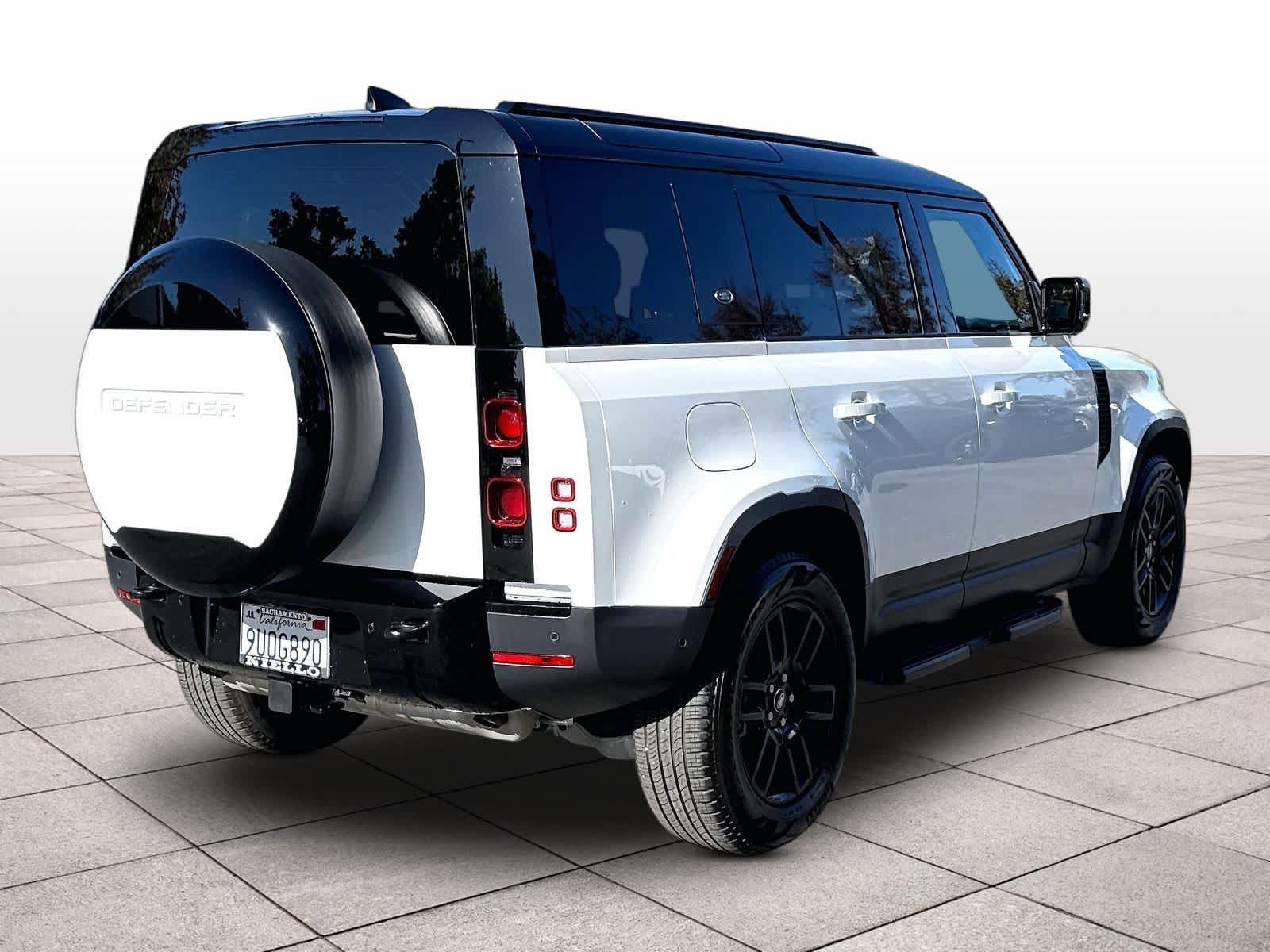 Used 2024 Land Rover Defender 110 S AWD/4WD image 13