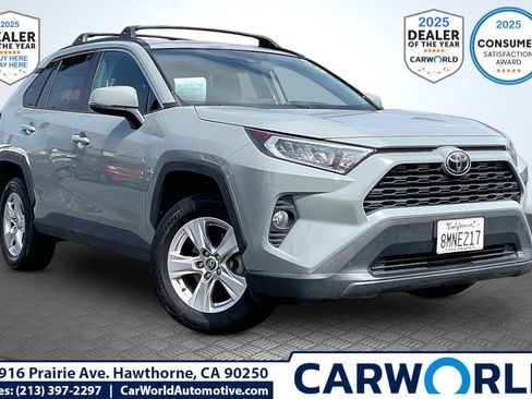 Used 2020 Toyota RAV4 XLE w/ All Weather Liner Package FWD image 1