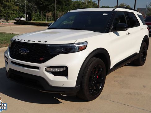 Used 2024 Ford Explorer ST w/ Equipment Group 401A AWD/4WD image 8