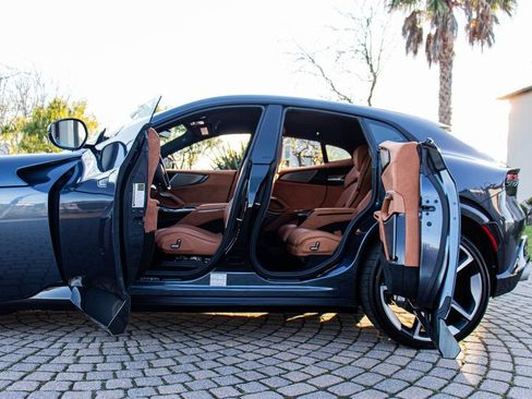 Certified 2024 Ferrari Purosangue image 46