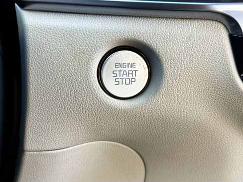 New 2026 Kia Sorento EX image 9