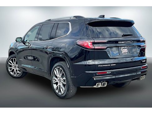 New 2026 GMC Acadia Denali Ultimate image 3