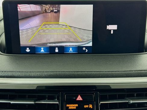 Used 2023 Acura MDX SH-AWD image 13