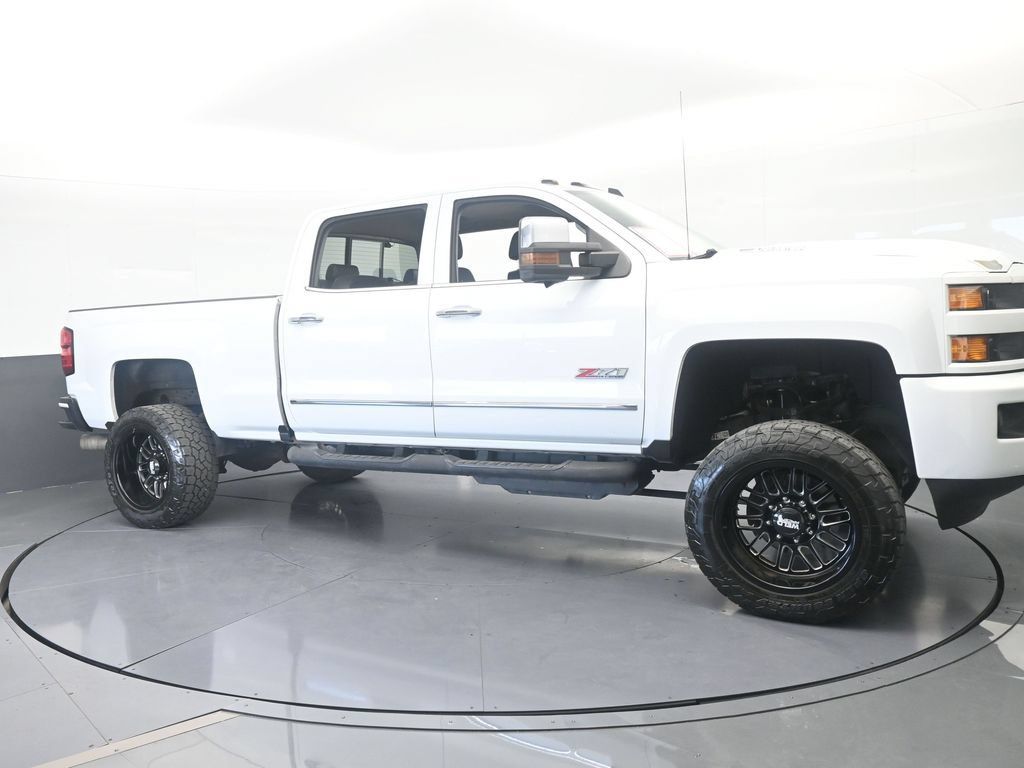 Used 2018 Chevrolet Silverado 2500 LTZ w/ Duramax Plus Package AWD/4WD image 8