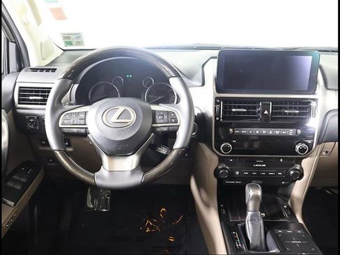 Certified 2023 Lexus GX 460 Premium AWD/4WD image 8