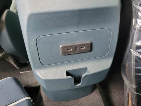 New 2025 Ford Maverick XL w/ Equipment Group 101A image 17