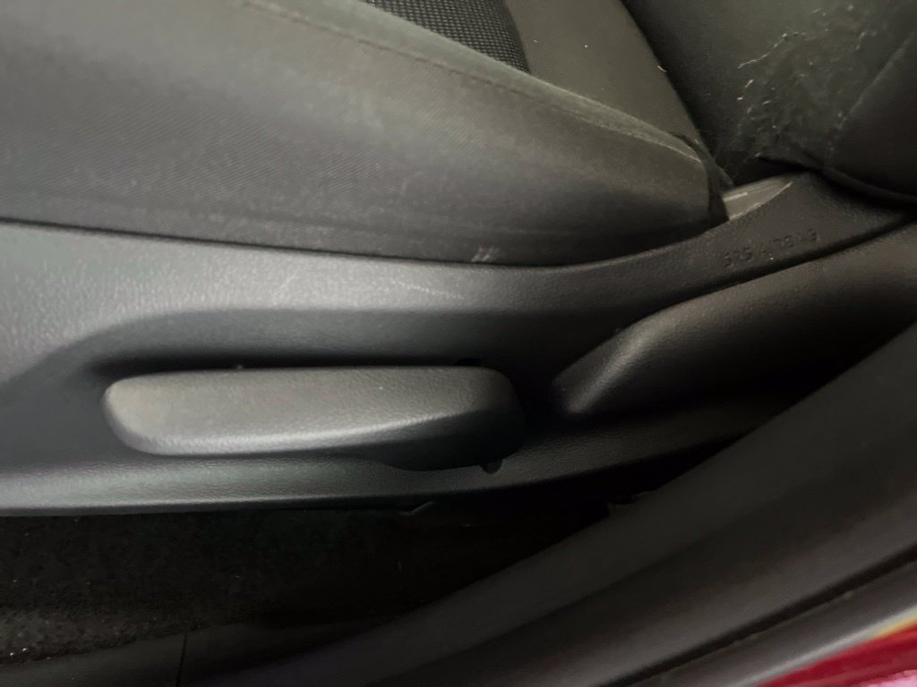 Used 2024 Toyota RAV4 LE AWD/4WD image 22
