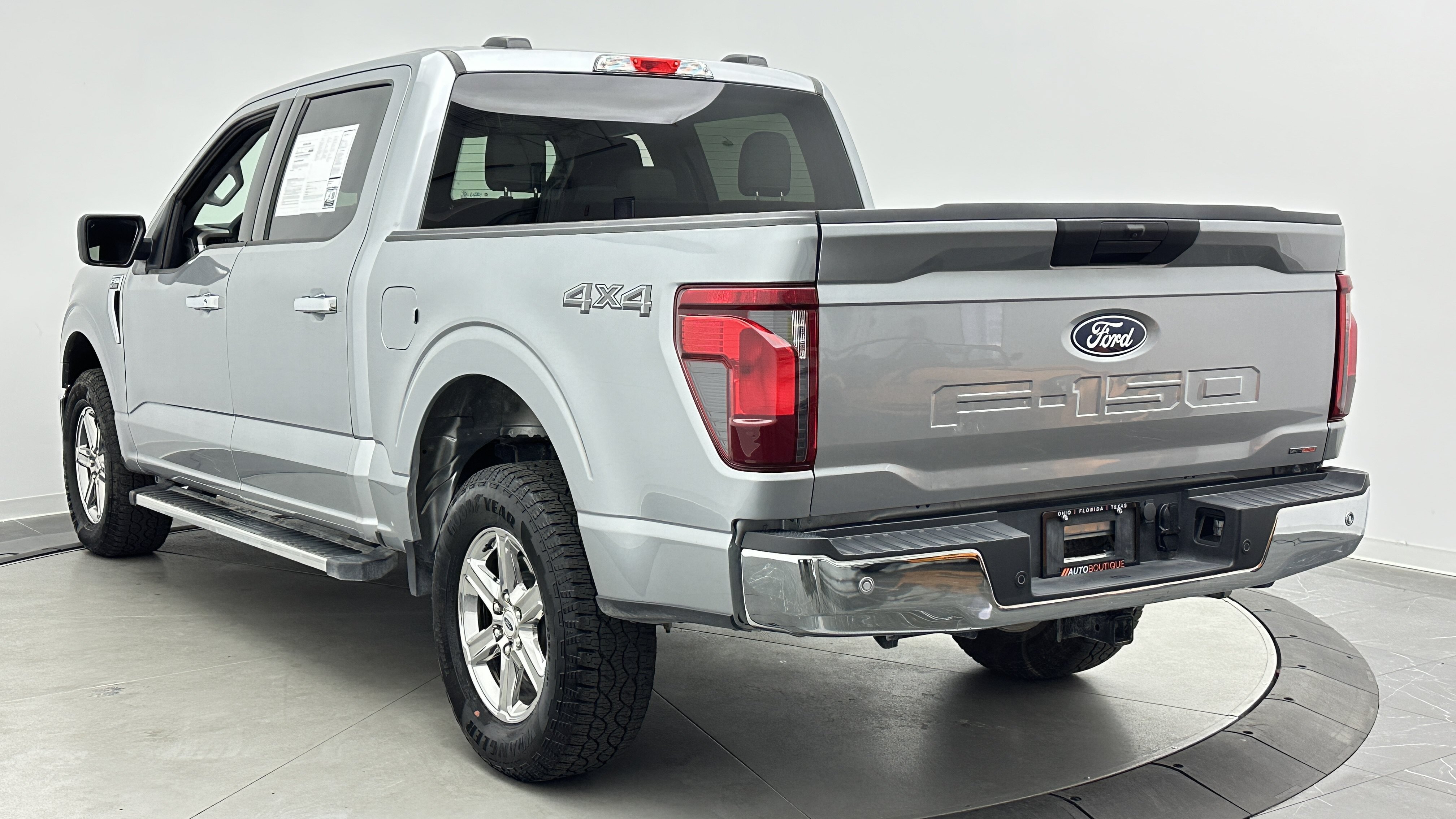Used 2025 Ford F150 XLT w/ Equipment Group 301A Standard AWD/4WD image 5