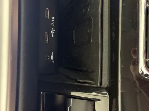 Used 2022 Subaru Outback Limited XT image 23