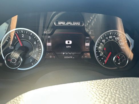 Used 2024 RAM 1500 Laramie image 17